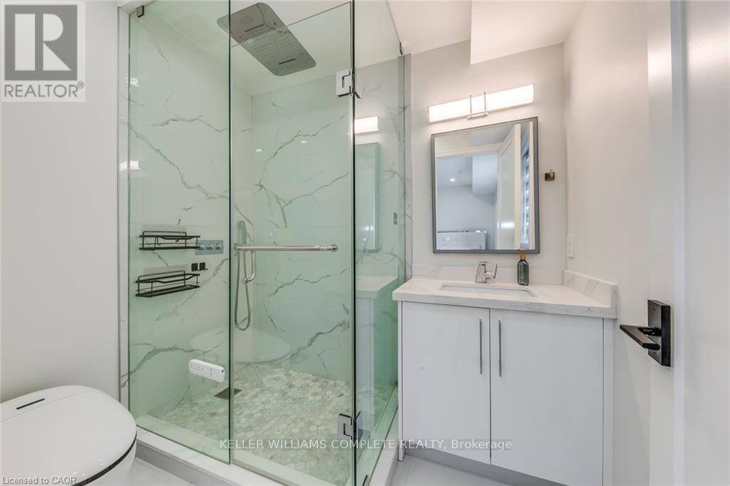 1362 Kenmuir Avenue, Mississauga, Ontario  L5G 4B4 - Photo 29 - W12997440