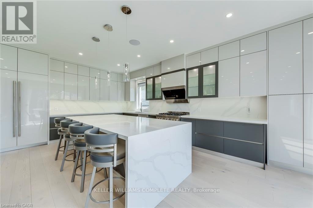 1362 Kenmuir Avenue, Mississauga, Ontario  L5G 4B4 - Photo 8 - W12997440