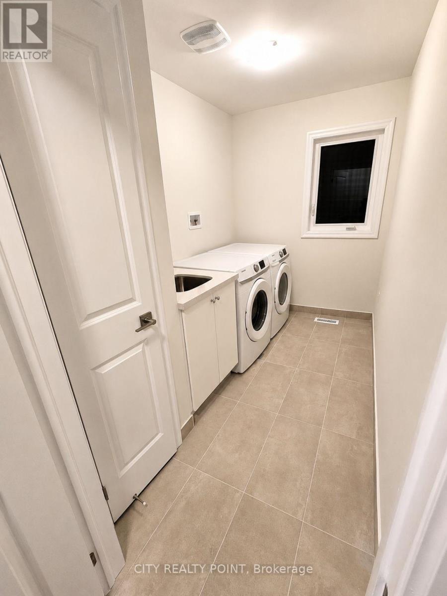 62 Pembrook Street, Caledon, Ontario  L7E 4M7 - Photo 12 - W13076738
