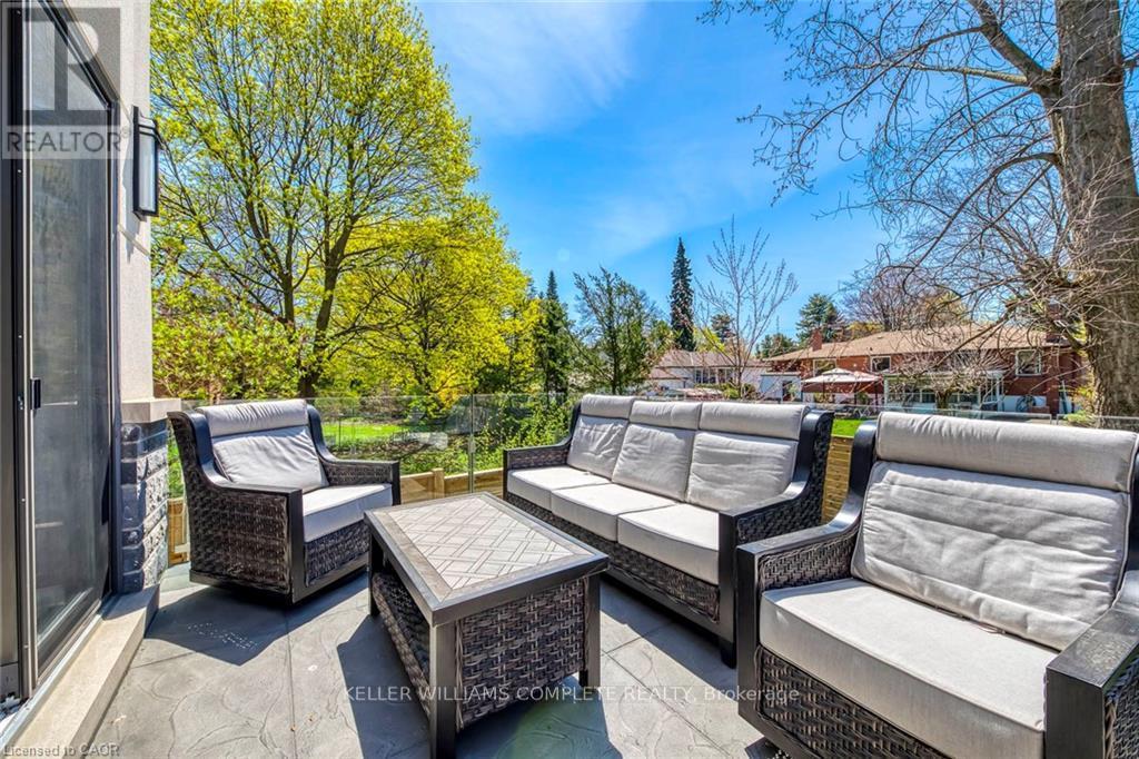 1362 Kenmuir Avenue, Mississauga, Ontario  L5G 4B4 - Photo 43 - W12997440