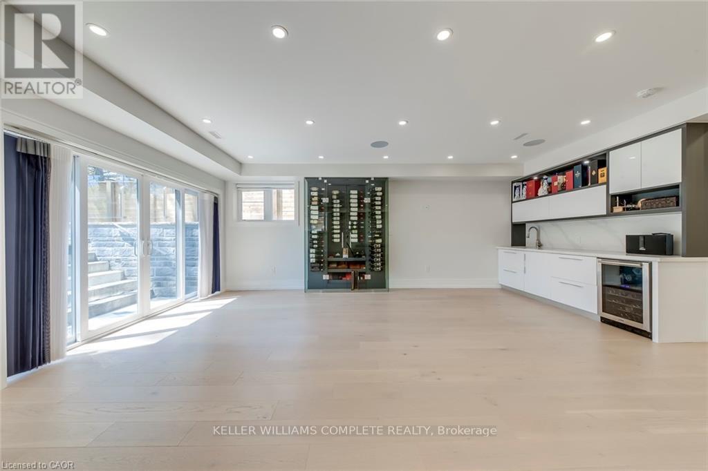 1362 Kenmuir Avenue, Mississauga, Ontario  L5G 4B4 - Photo 33 - W12997440