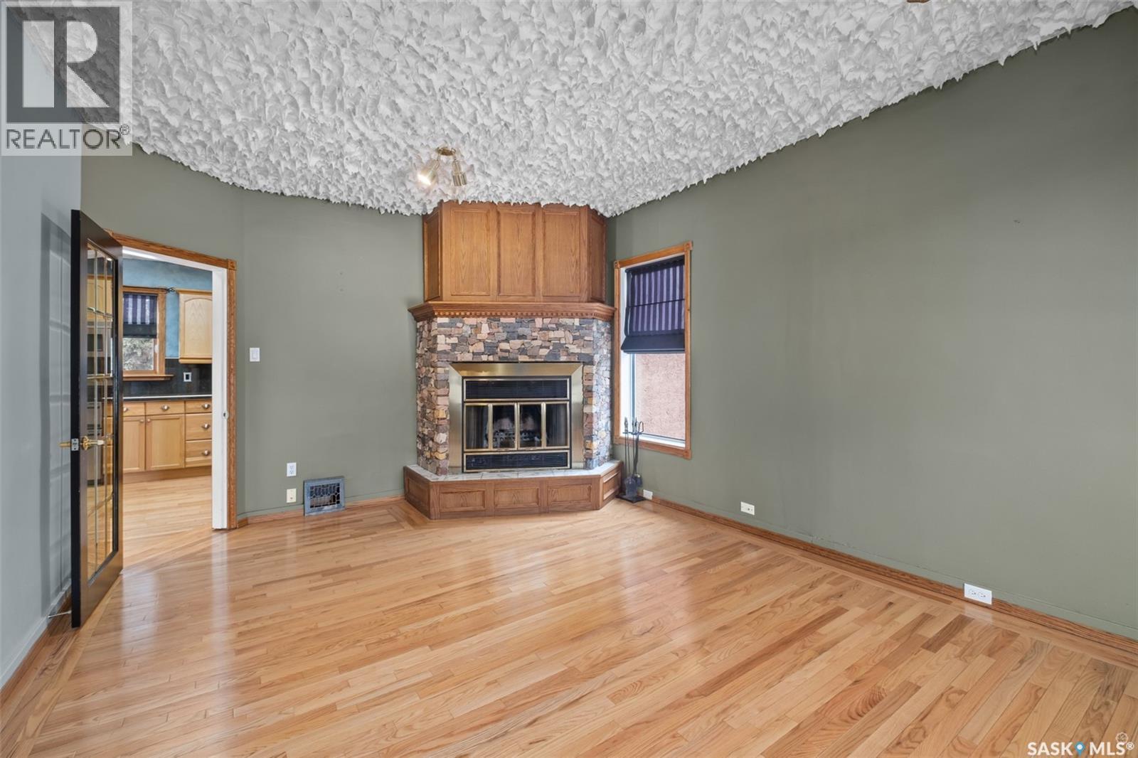 1027 4th Street E, Prince Albert, Saskatchewan  S6V 0L1 - Photo 10 - SK031388