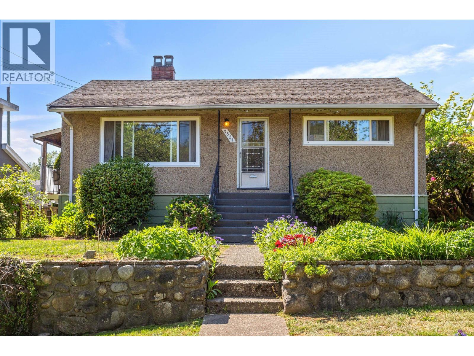 7851 Joffre Avenue, Burnaby, British Columbia  V5J 3K9 - Photo 28 - R3118590