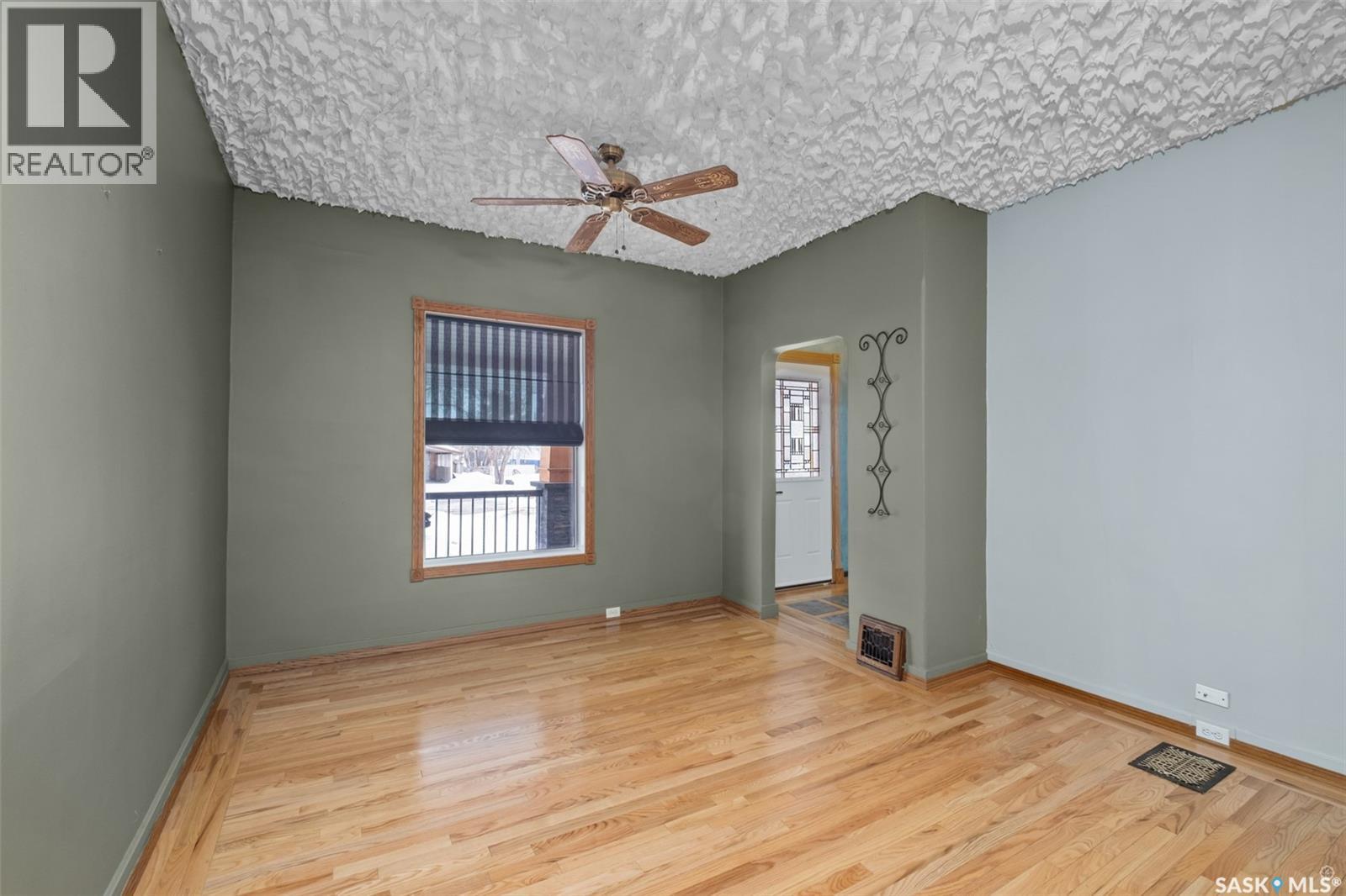 1027 4th Street E, Prince Albert, Saskatchewan  S6V 0L1 - Photo 13 - SK031388