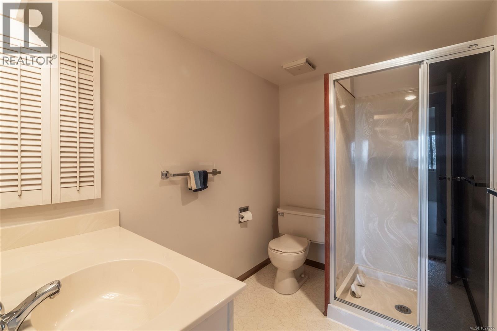 402 2323 Hamiota St, Oak Bay, British Columbia V8R 2N1 - Photo 14 - 1027922