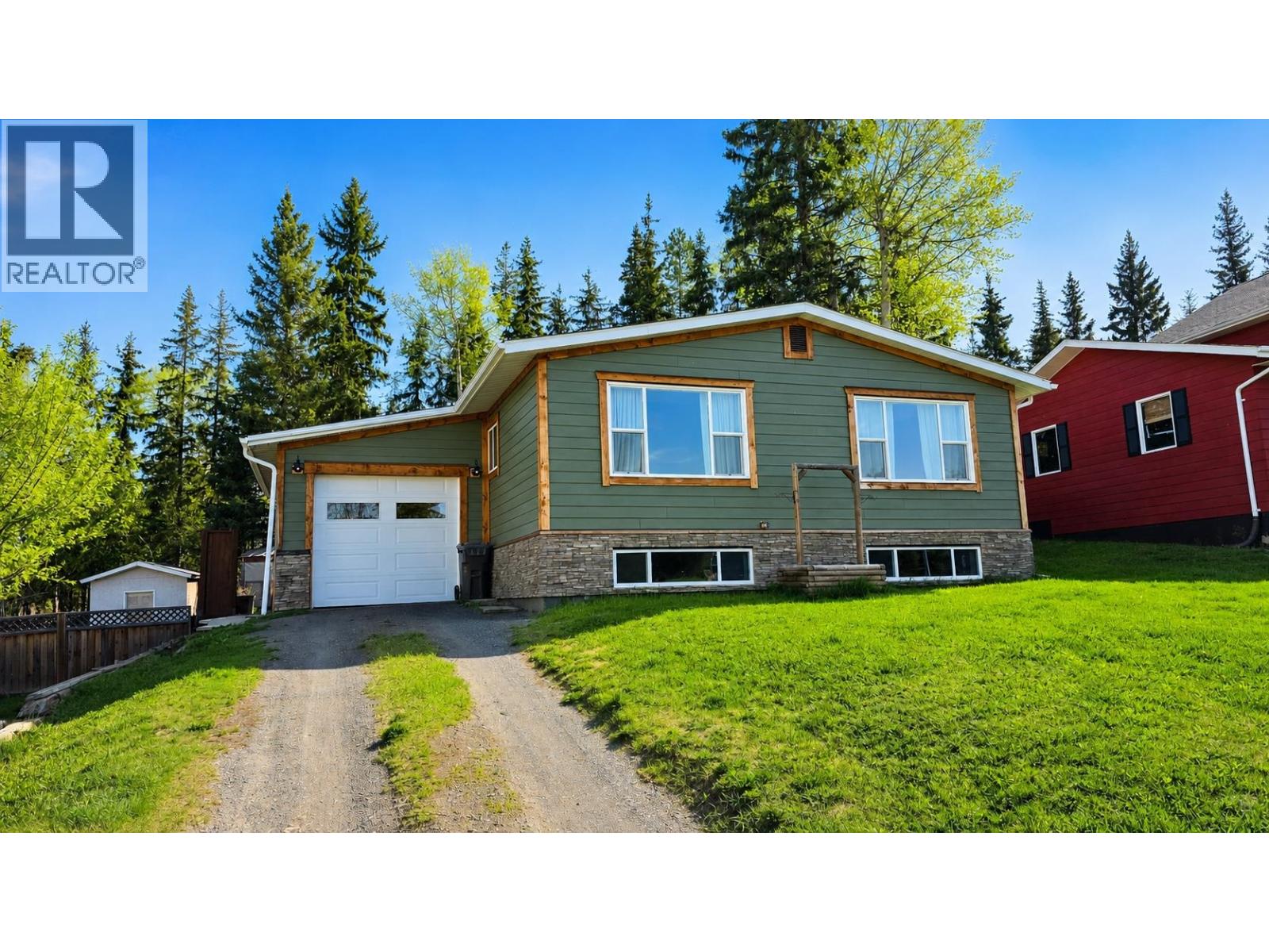 3448 Jewel Road, Houston, British Columbia  V0J 1Z0 - Photo 3 - R3076208