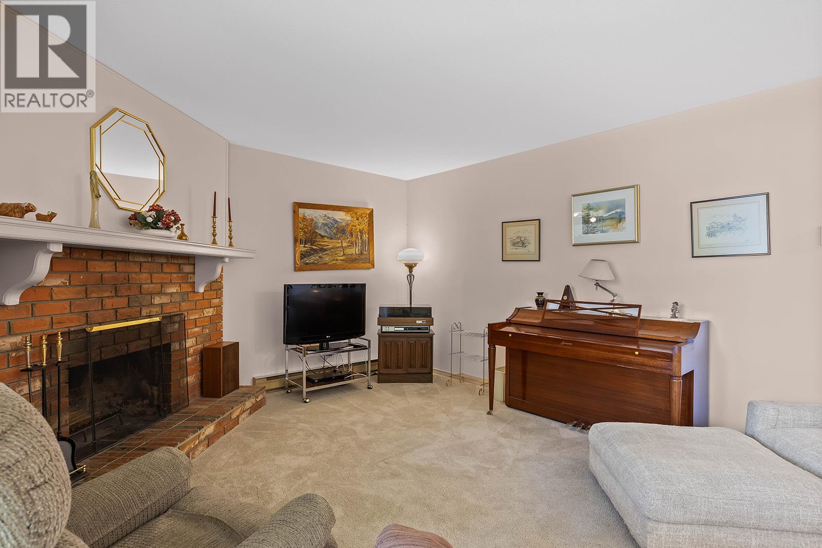 340 Mills Road Unit# 5 Kelowna Photo 4