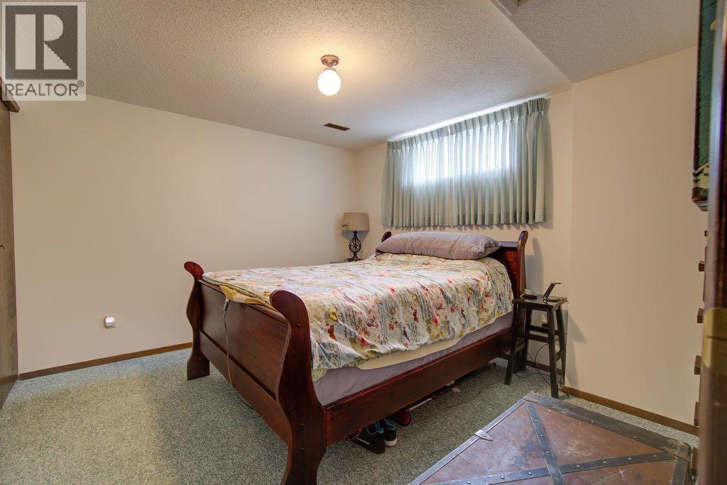5338 5 Street W, Claresholm, Alberta  T0L 0T0 - Photo 35 - A2300430