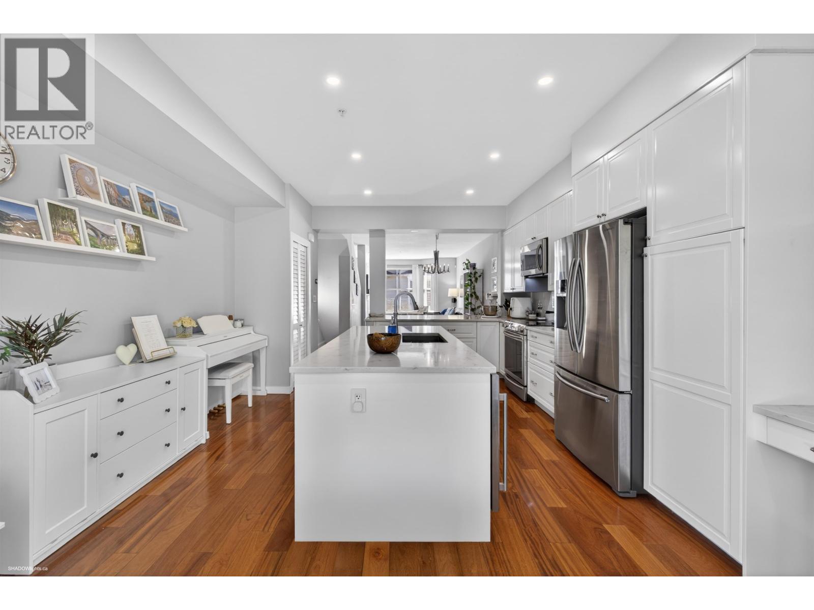 8527 Aquitania Place, Vancouver, British Columbia  V5S 4V7 - Photo 11 - R3120289