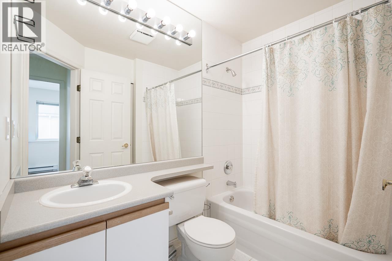 35 7831 Garden City Road, Richmond, British Columbia  V6Y 4A3 - Photo 16 - R3120133