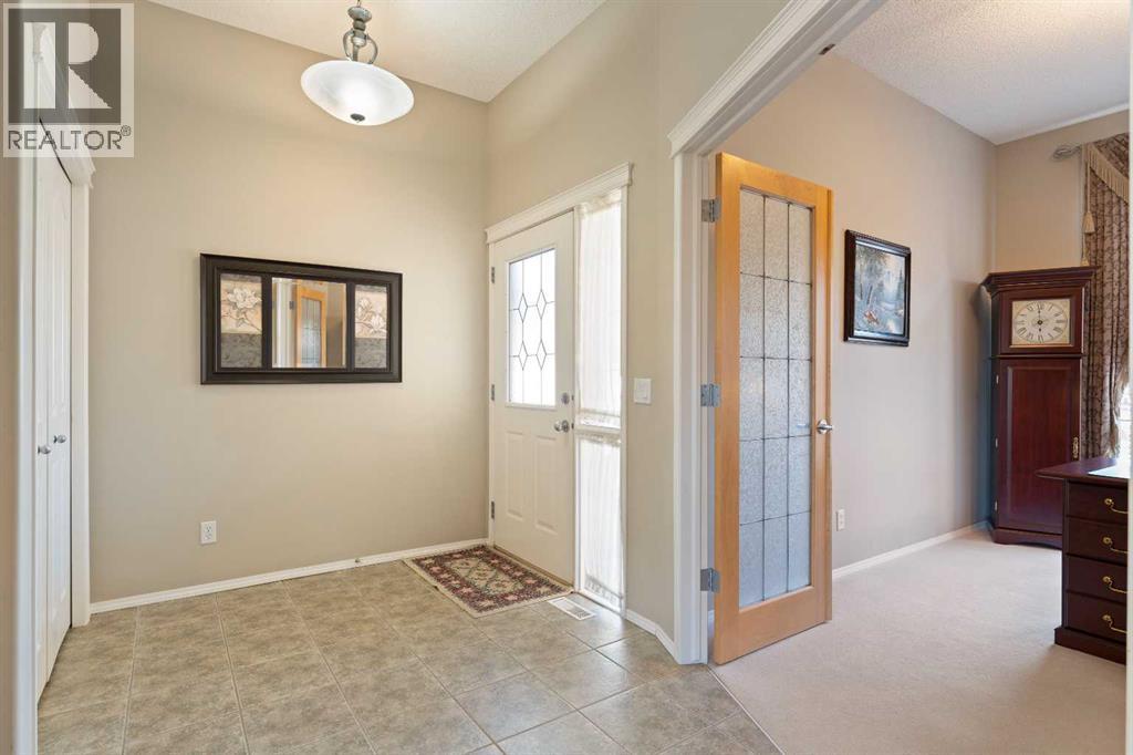 143 Cranleigh Gardens SE, Calgary, Alberta  T3M 1C7 - Photo 7 - A2307410