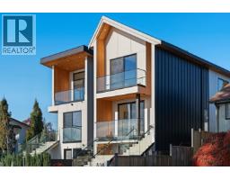 504 E 5TH STREET, North Vancouver, British Columbia
