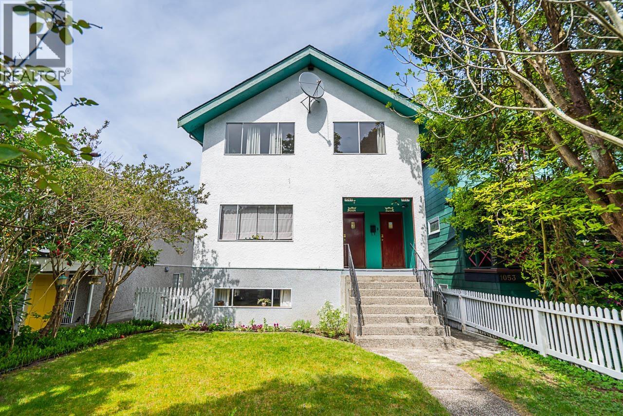 1049 E 11th Avenue, Vancouver, British Columbia  V5T 2G1 - Photo 2 - R3120254