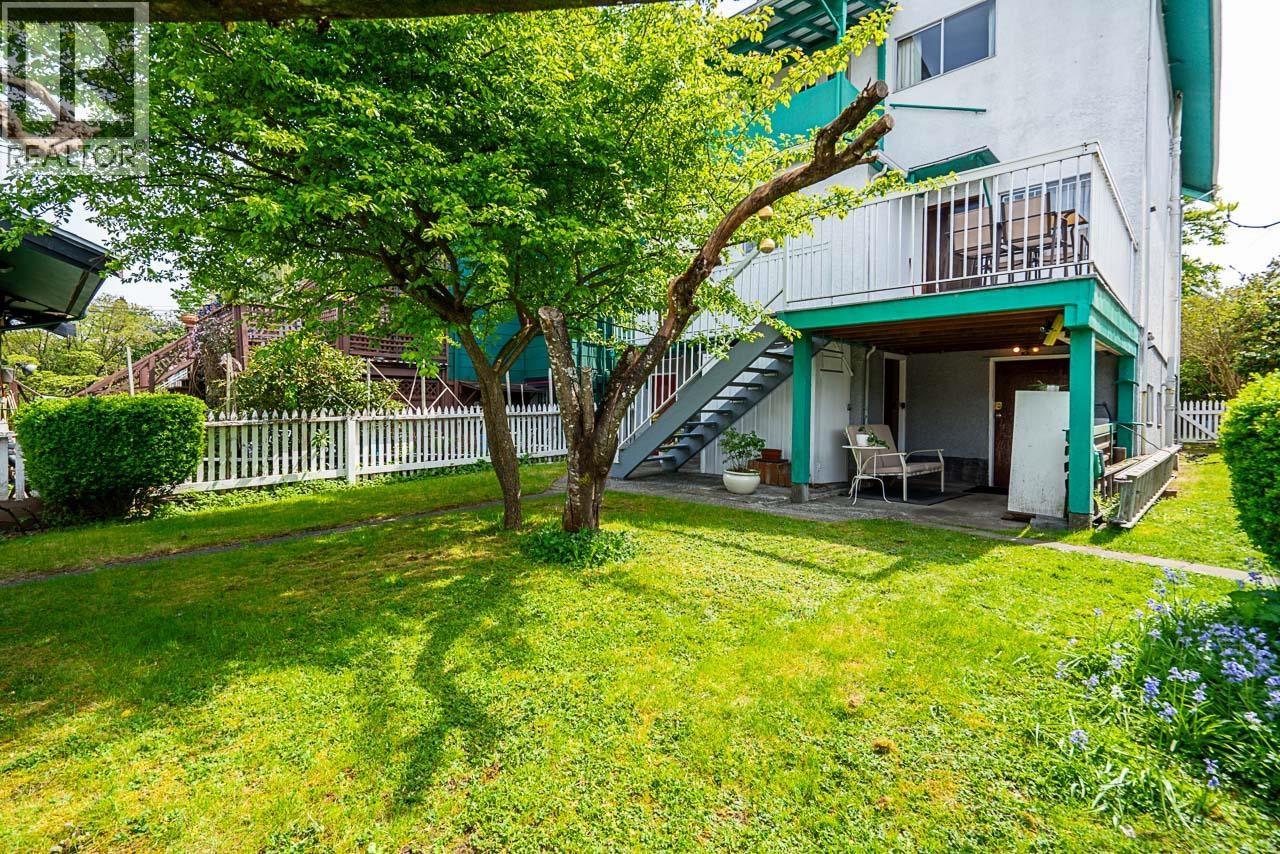 1049 E 11th Avenue, Vancouver, British Columbia  V5T 2G1 - Photo 32 - R3120254