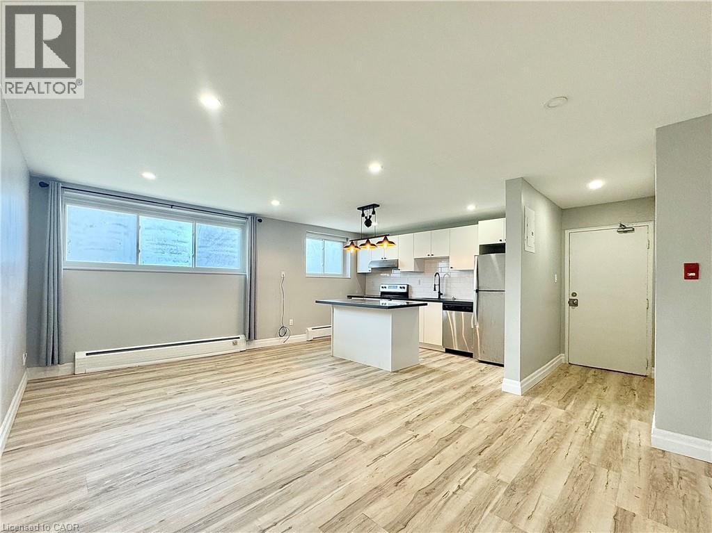 413 HAZEL Street Unit# 104, Waterloo, Ontario