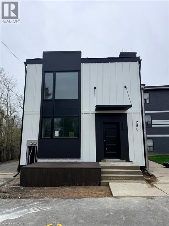 288 OAKWOOD Crescent, Oakville, Ontario