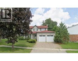 112 WEST ACRES Crescent, Kitchener, Ontario