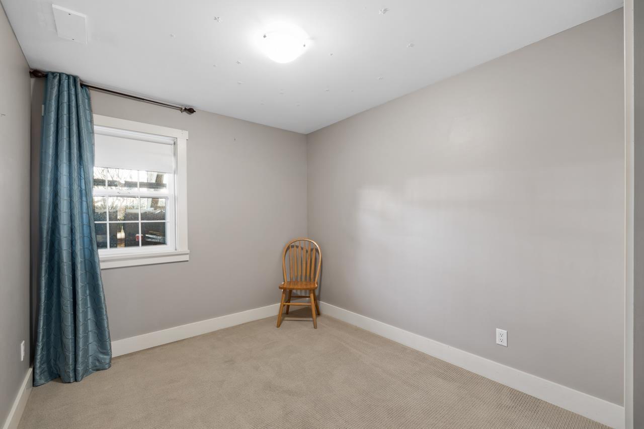 15556 Goggs Avenue, White Rock, British Columbia  V4B 2N6 - Photo 33 - R3119630