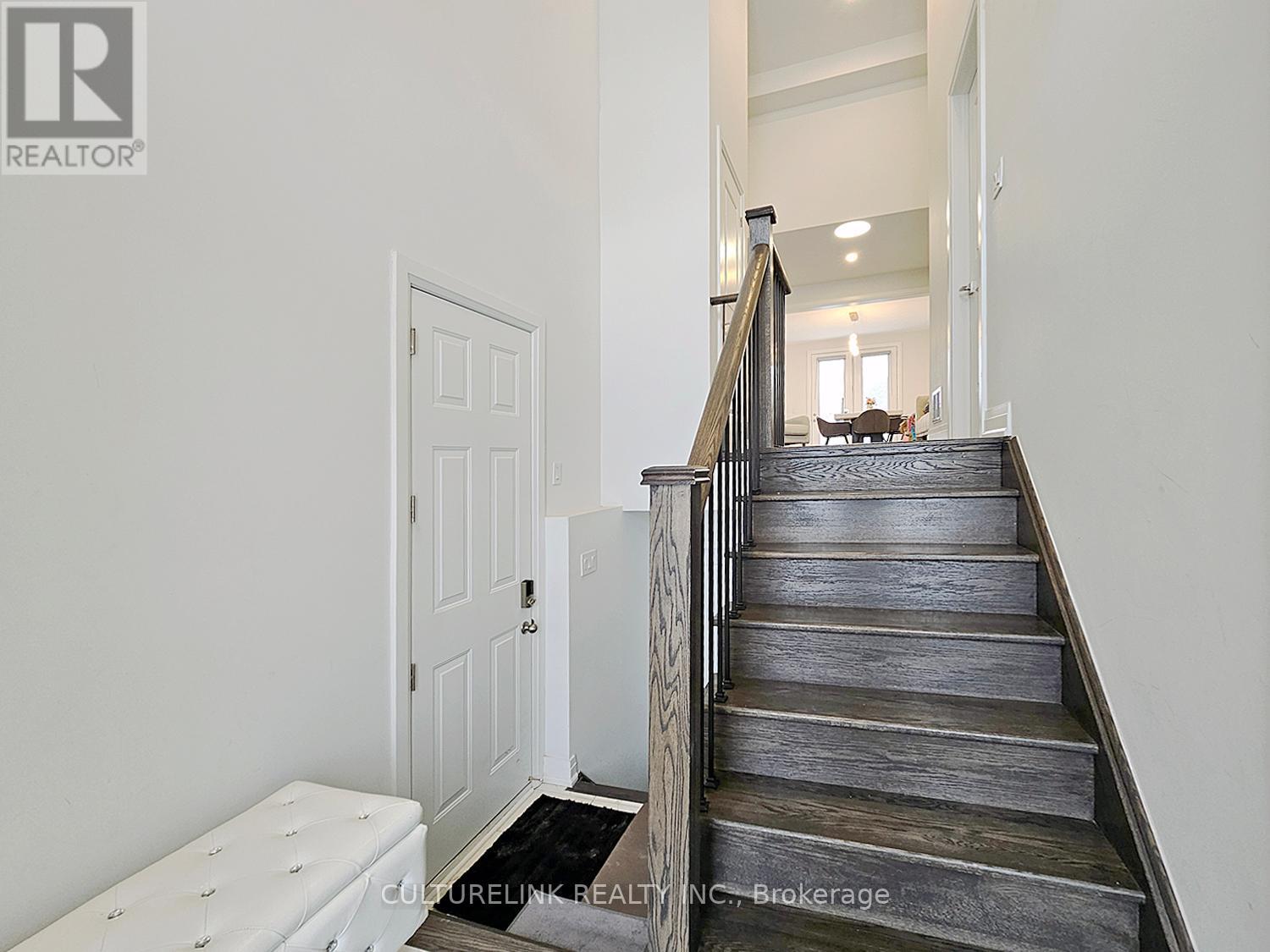 551 New England Court, Newmarket, Ontario  L3X 0M5 - Photo 24 - N13091098