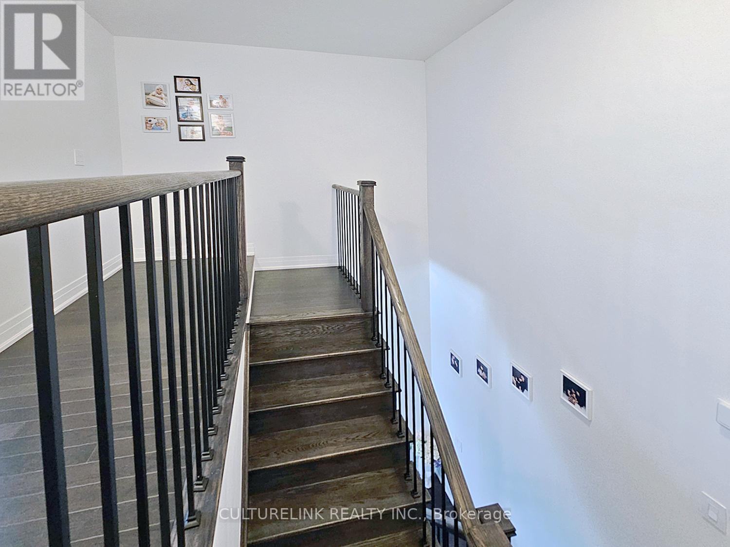 551 New England Court, Newmarket, Ontario  L3X 0M5 - Photo 17 - N13091098