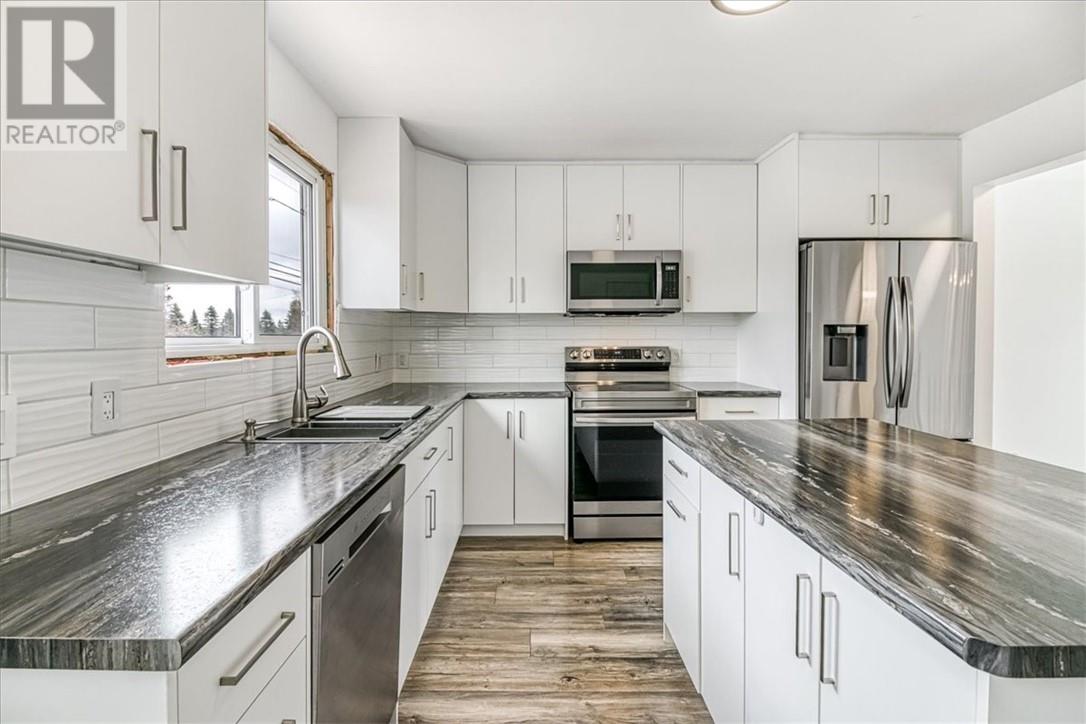 2835 Main Street, Blezard Valley, Ontario  P3M 1E0 - Photo 12 - 2127549