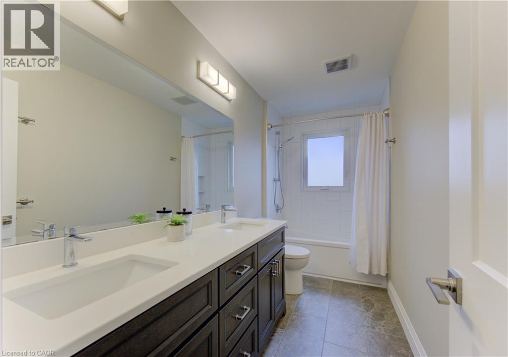 395 Warrington Drive, Waterloo, Ontario  N2L 2P7 - Photo 31 - 40823665