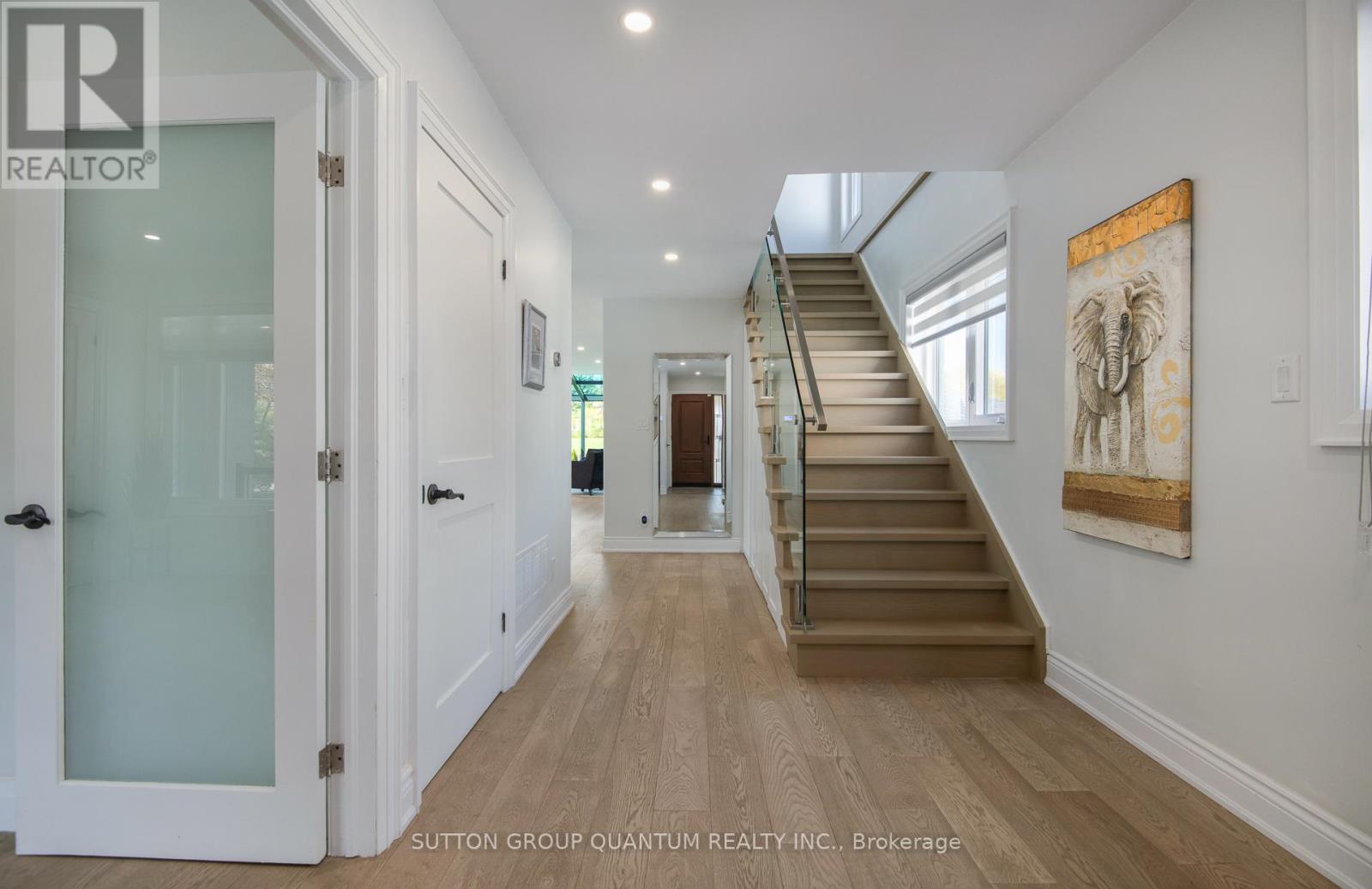 46 Jopling Avenue, Toronto, Ontario  M9B 4G2 - Photo 9 - W13091356