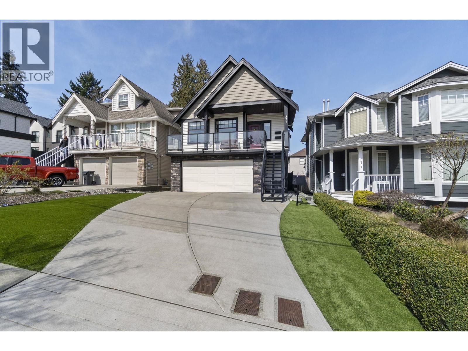 331 Keary Street, New Westminster, British Columbia  V3L 3L2 - Photo 2 - R3120023