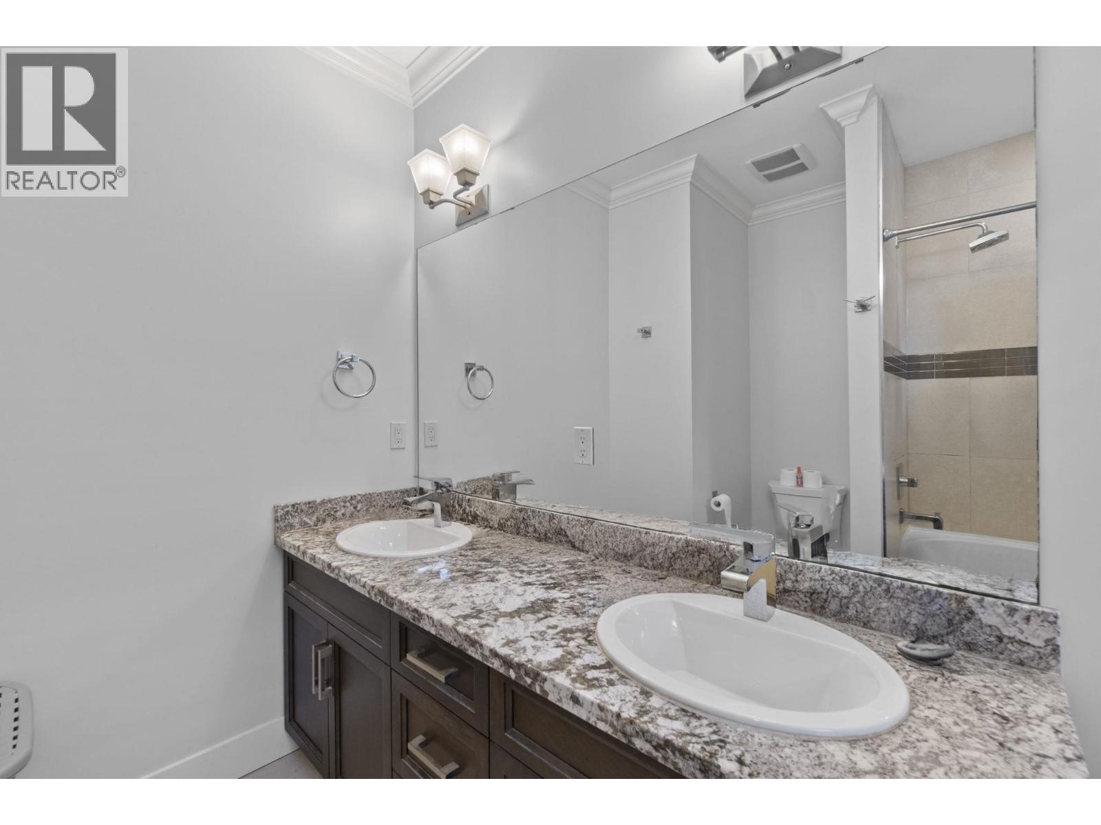331 Keary Street, New Westminster, British Columbia  V3L 3L2 - Photo 16 - R3120023