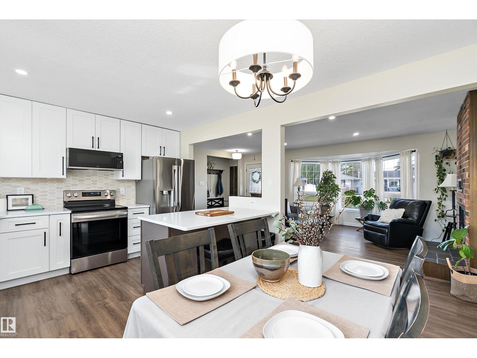 16 Camelot Av, Leduc, Alberta  T9E 4M3 - Photo 12 - E4486019