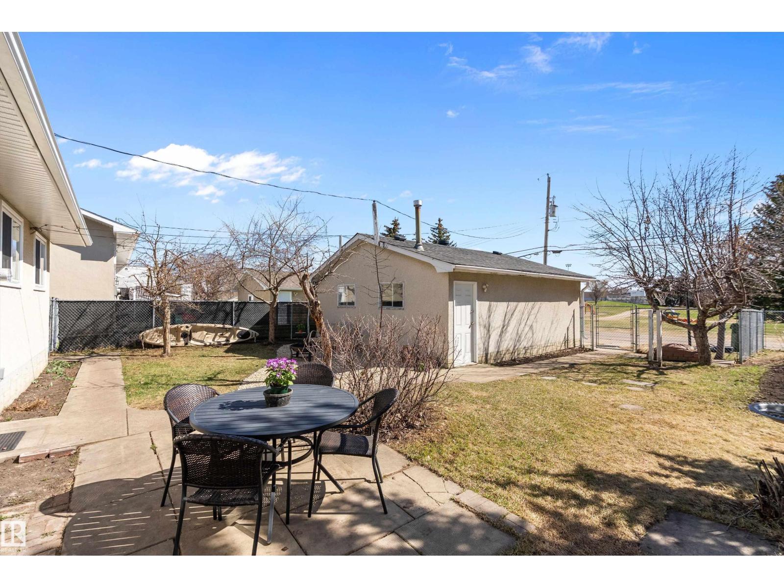 16 Camelot Av, Leduc, Alberta  T9E 4M3 - Photo 42 - E4486019