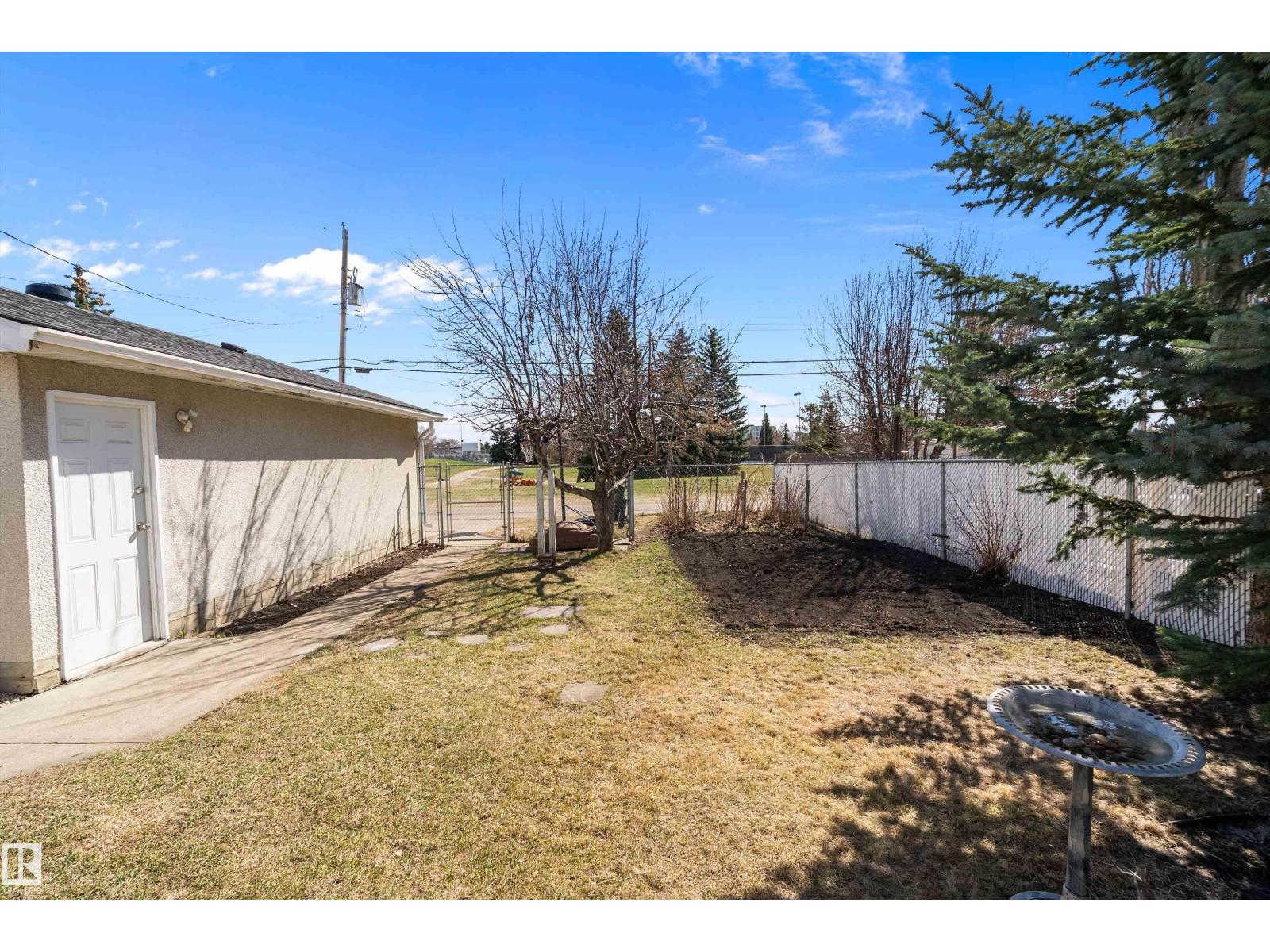 16 Camelot Av, Leduc, Alberta  T9E 4M3 - Photo 43 - E4486019