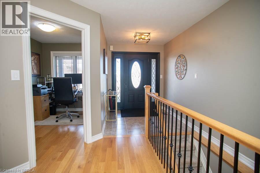 9 Davey Court, Jarvis, Ontario  N0A 1J0 - Photo 4 - 40827587