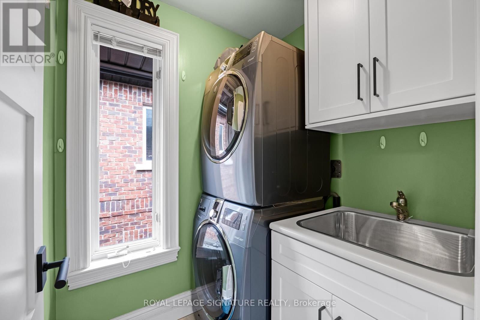 46 Esgore Drive, Toronto, Ontario  M5M 3R4 - Photo 24 - C13091628