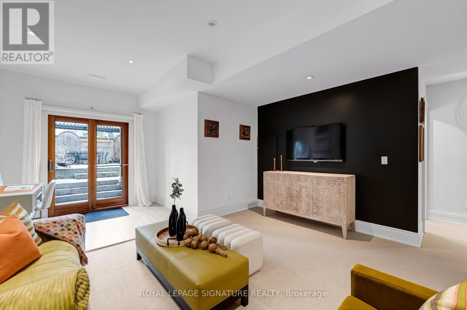 46 Esgore Drive, Toronto, Ontario  M5M 3R4 - Photo 28 - C13091628