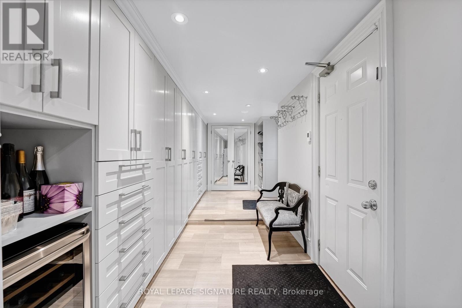 46 Esgore Drive, Toronto, Ontario  M5M 3R4 - Photo 29 - C13091628