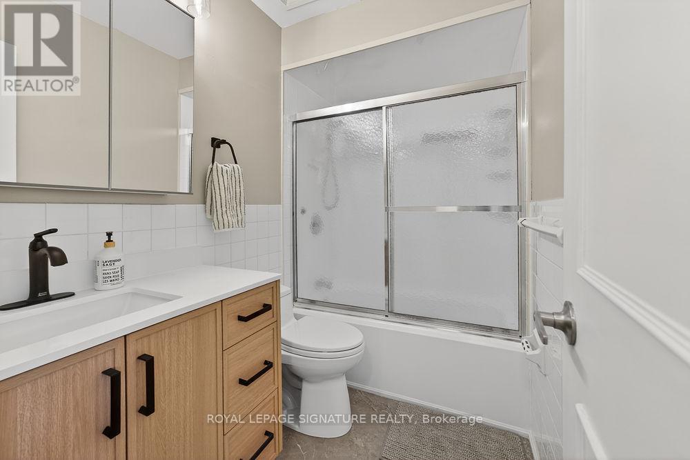 36 Vicora Link Way, Toronto, Ontario  M3C 1B1 - Photo 13 - C13091642