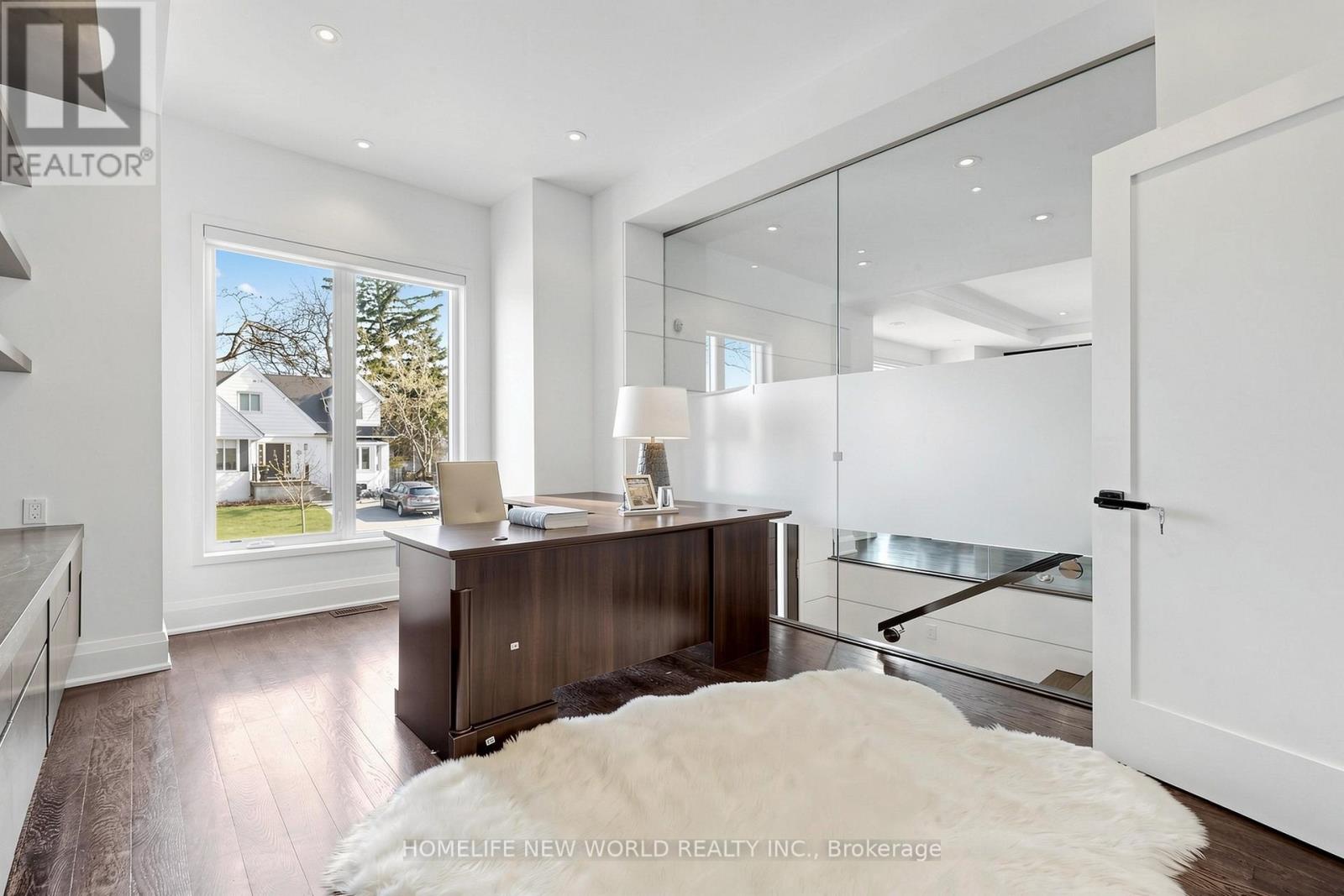 220 Roe Avenue, Toronto, Ontario  M5M 2J4 - Photo 13 - C13091648