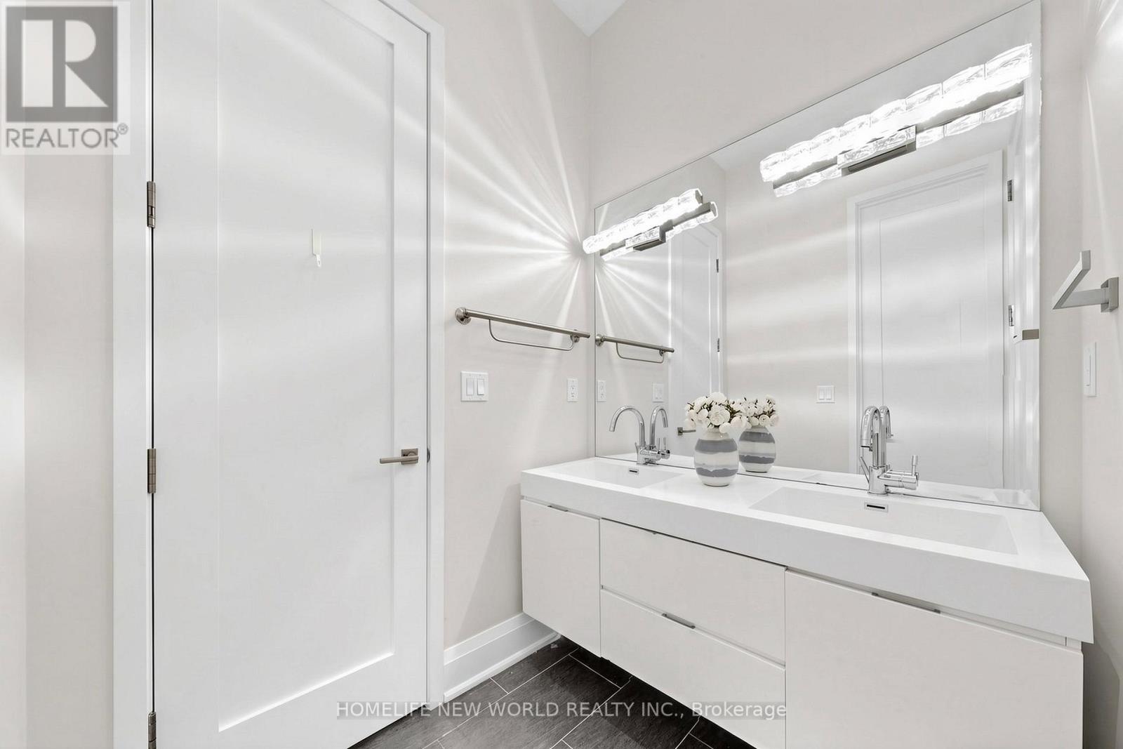 220 Roe Avenue, Toronto, Ontario  M5M 2J4 - Photo 22 - C13091648