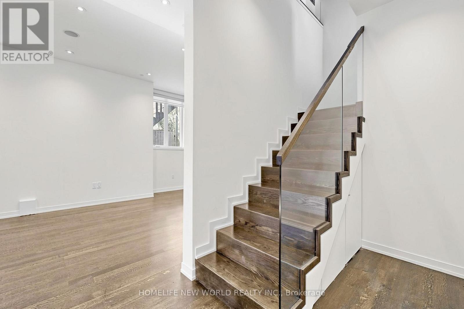 220 Roe Avenue, Toronto, Ontario  M5M 2J4 - Photo 25 - C13091648