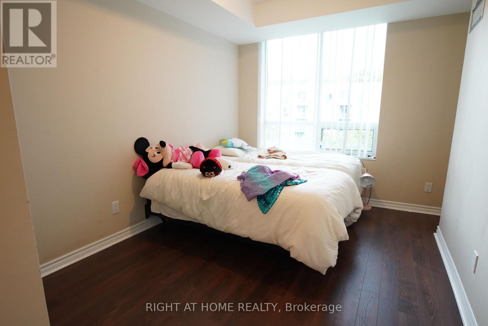 716 - 18 William Carson Crescent, Toronto, Ontario  M2P 2G6 - Photo 8 - C13091682