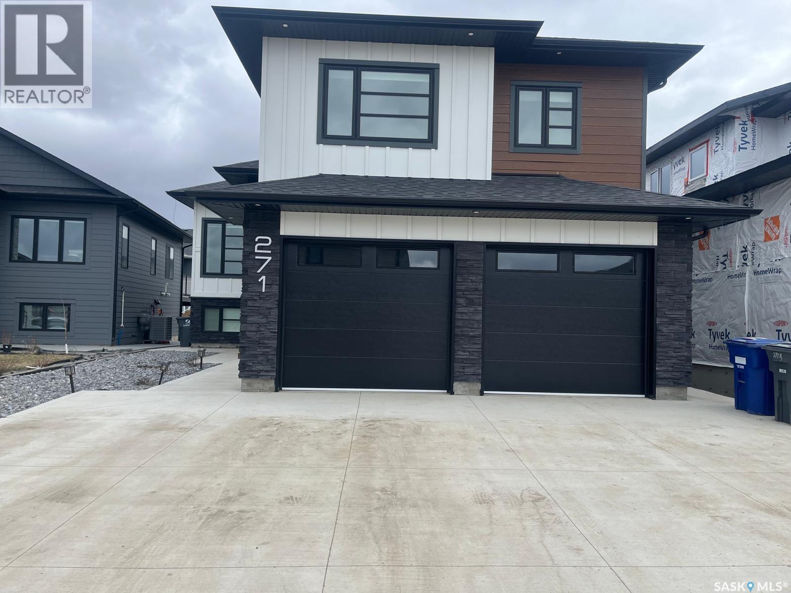 271 Dziadyk Manor, Saskatoon, Saskatchewan  S7V 1M5 - Photo 2 - SK034968