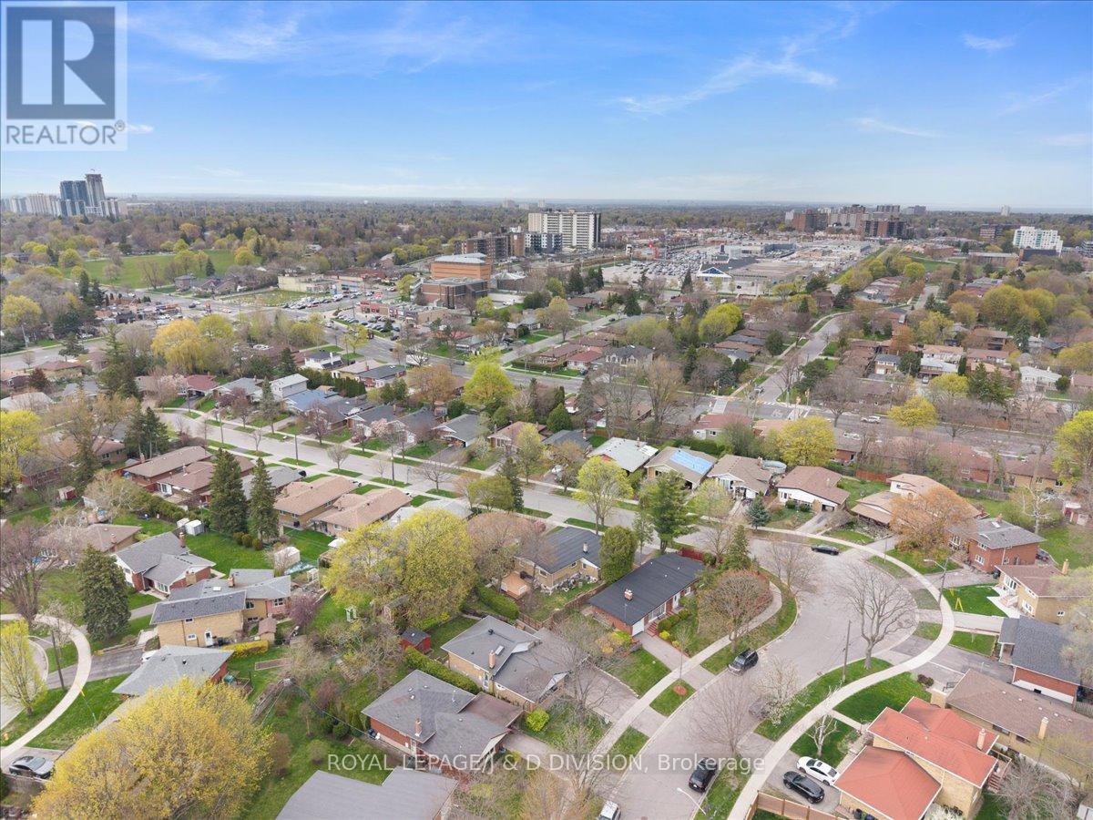 8 Gaiety Drive, Toronto, Ontario  M1H 1C1 - Photo 34 - E13091618