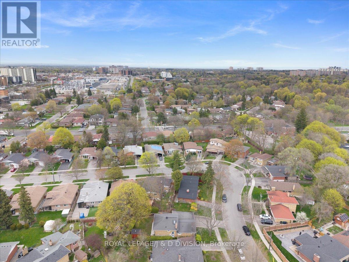 8 Gaiety Drive, Toronto, Ontario  M1H 1C1 - Photo 35 - E13091618