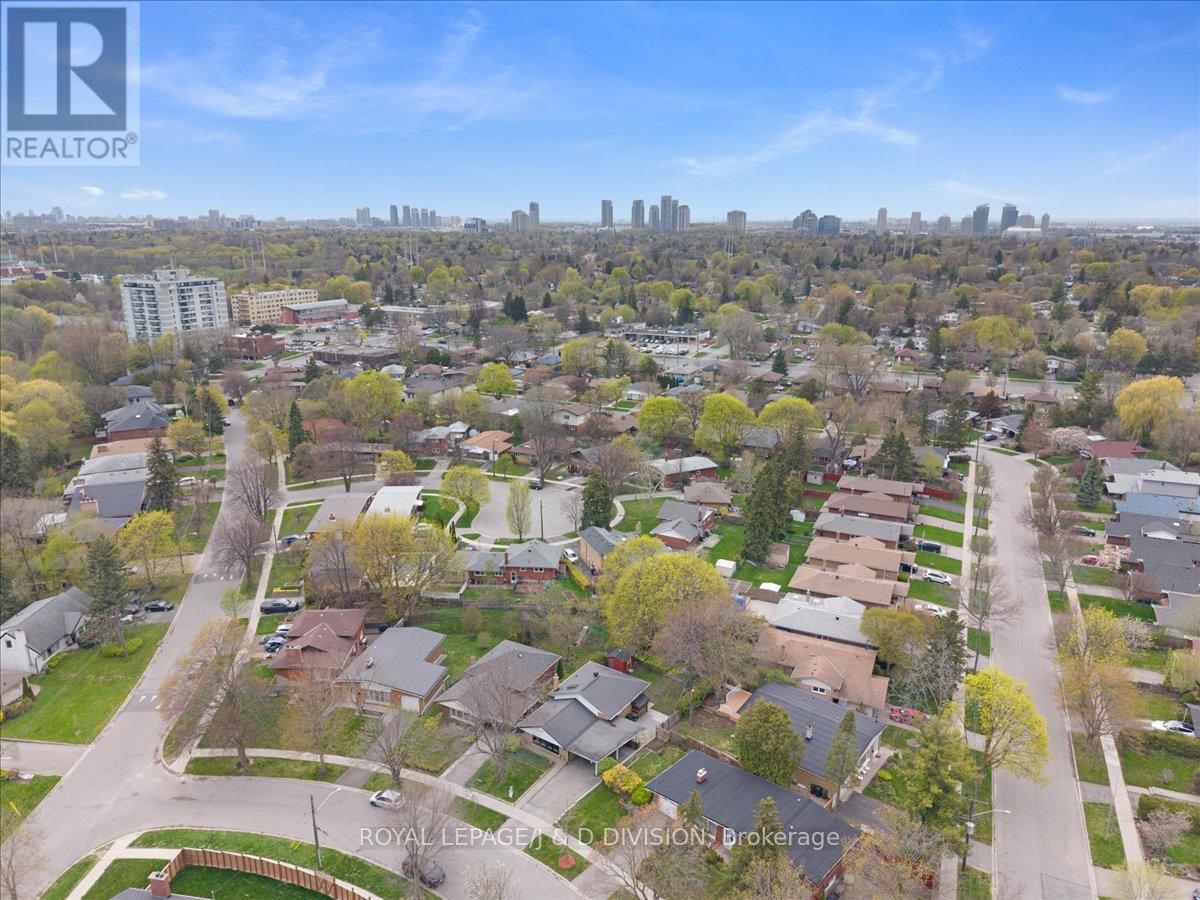 8 Gaiety Drive, Toronto, Ontario  M1H 1C1 - Photo 40 - E13091618