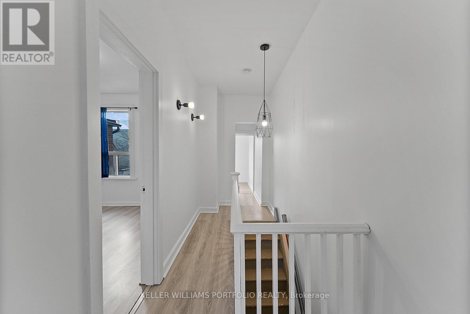 570 Jones Avenue, Toronto, Ontario  M4J 3H1 - Photo 20 - E13091724