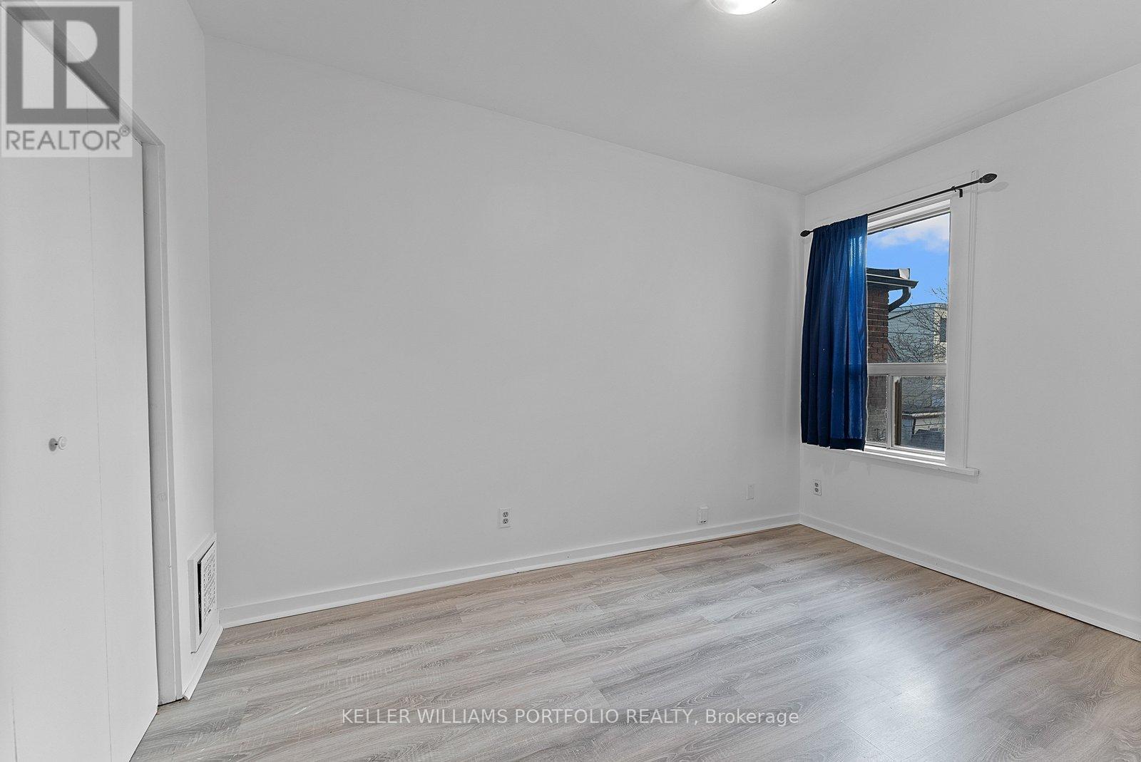 570 Jones Avenue, Toronto, Ontario  M4J 3H1 - Photo 24 - E13091724