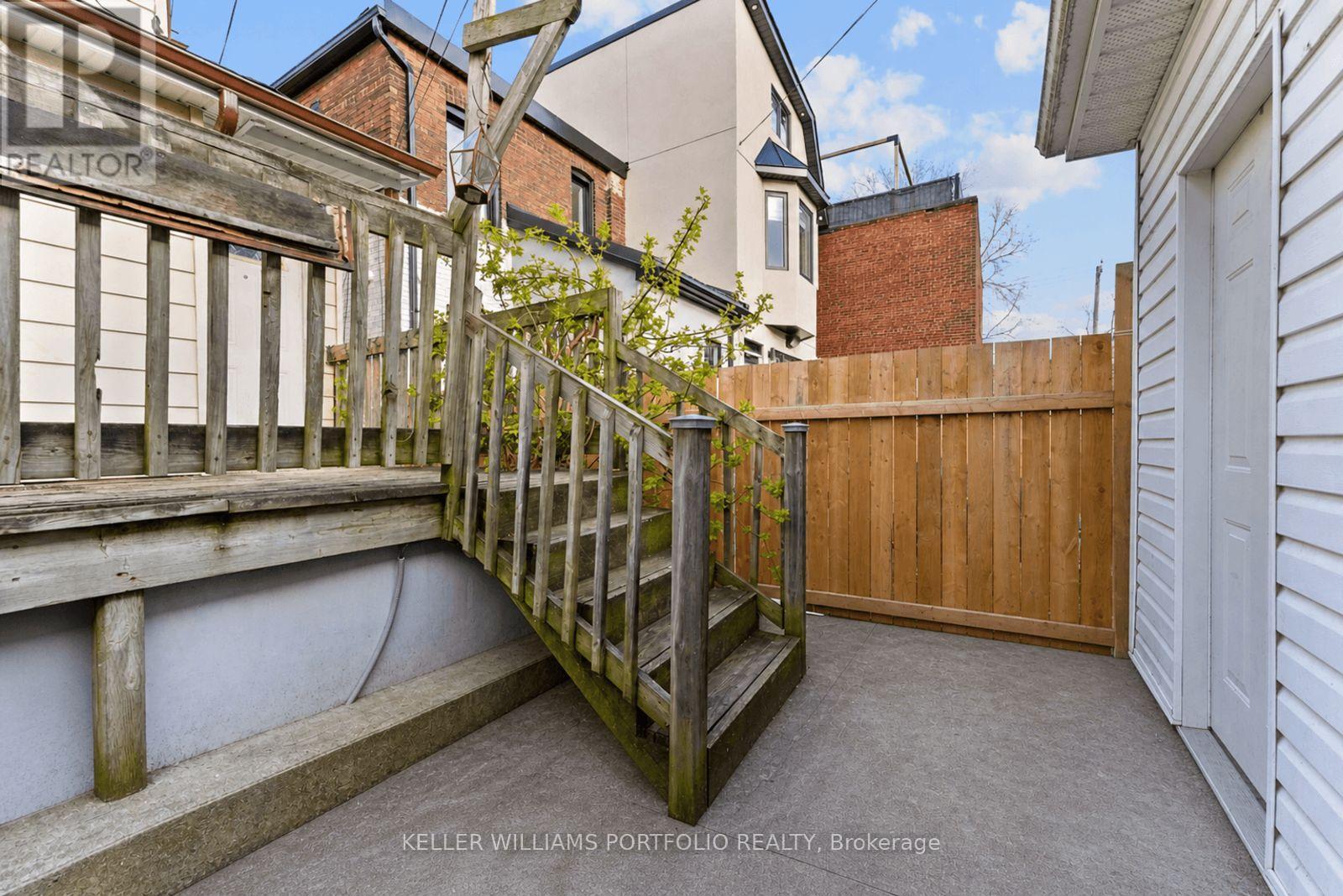 570 Jones Avenue, Toronto, Ontario  M4J 3H1 - Photo 36 - E13091724