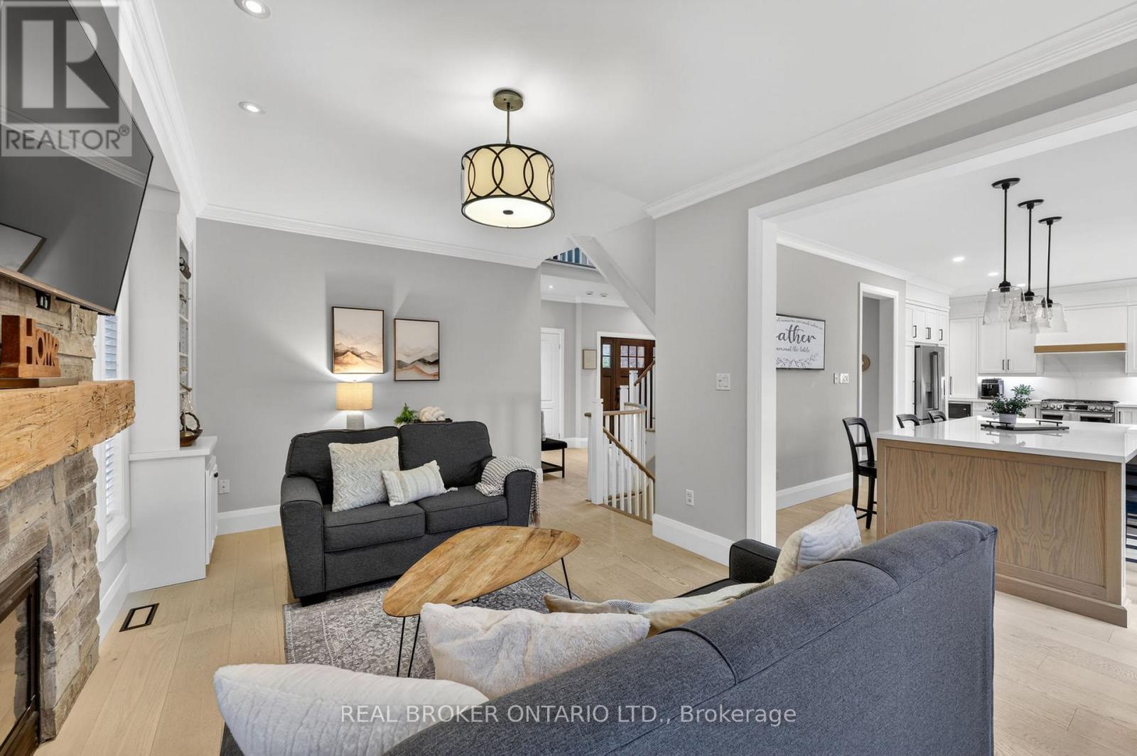 8 Mcquaid Court, East Gwillimbury, Ontario  L9N 1E8 - Photo 11 - N13091640