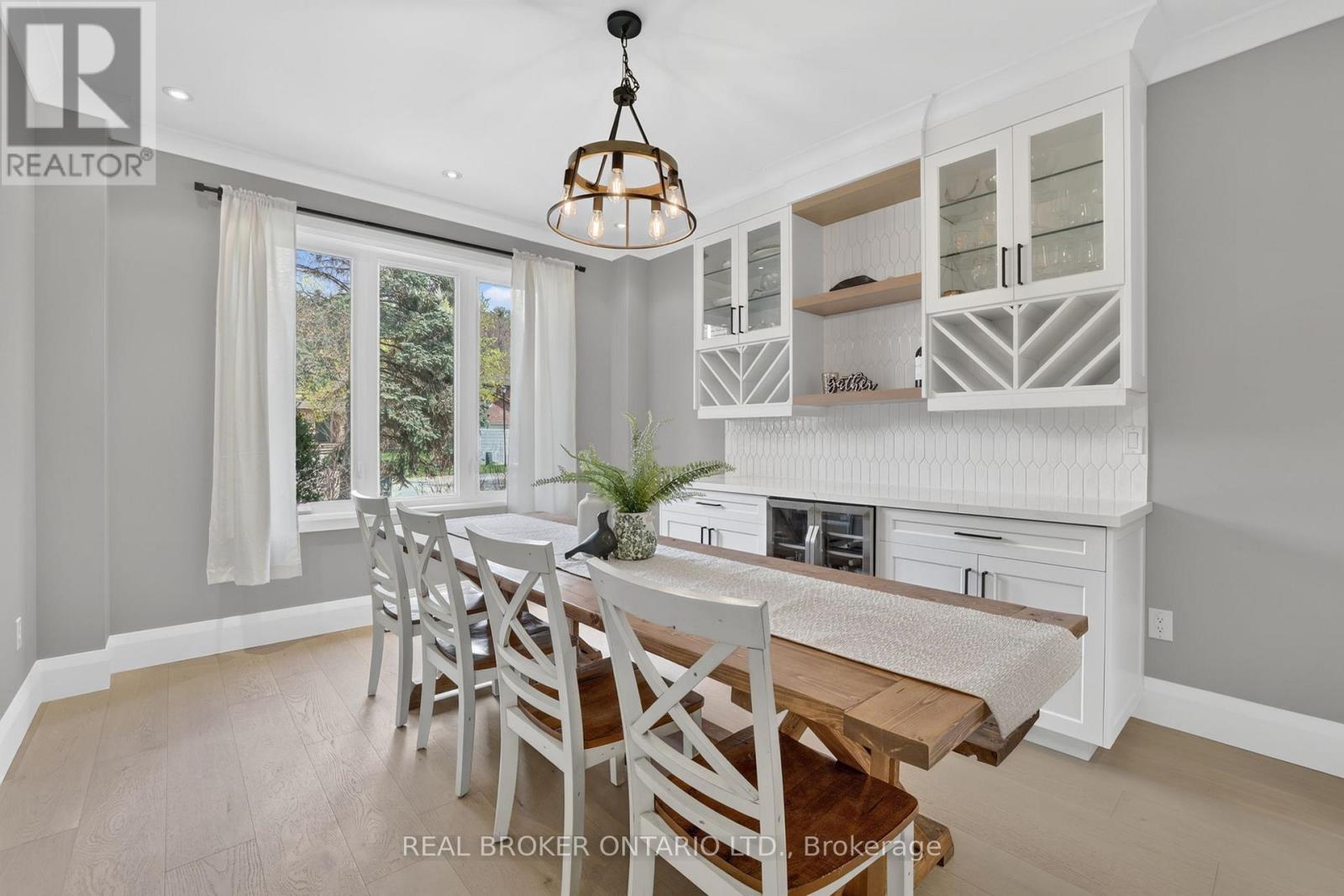 8 Mcquaid Court, East Gwillimbury, Ontario  L9N 1E8 - Photo 12 - N13091640